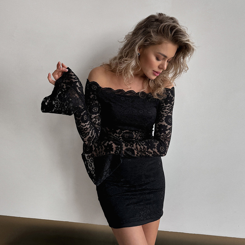 Off-Shoulder Lace Bodycon Dress