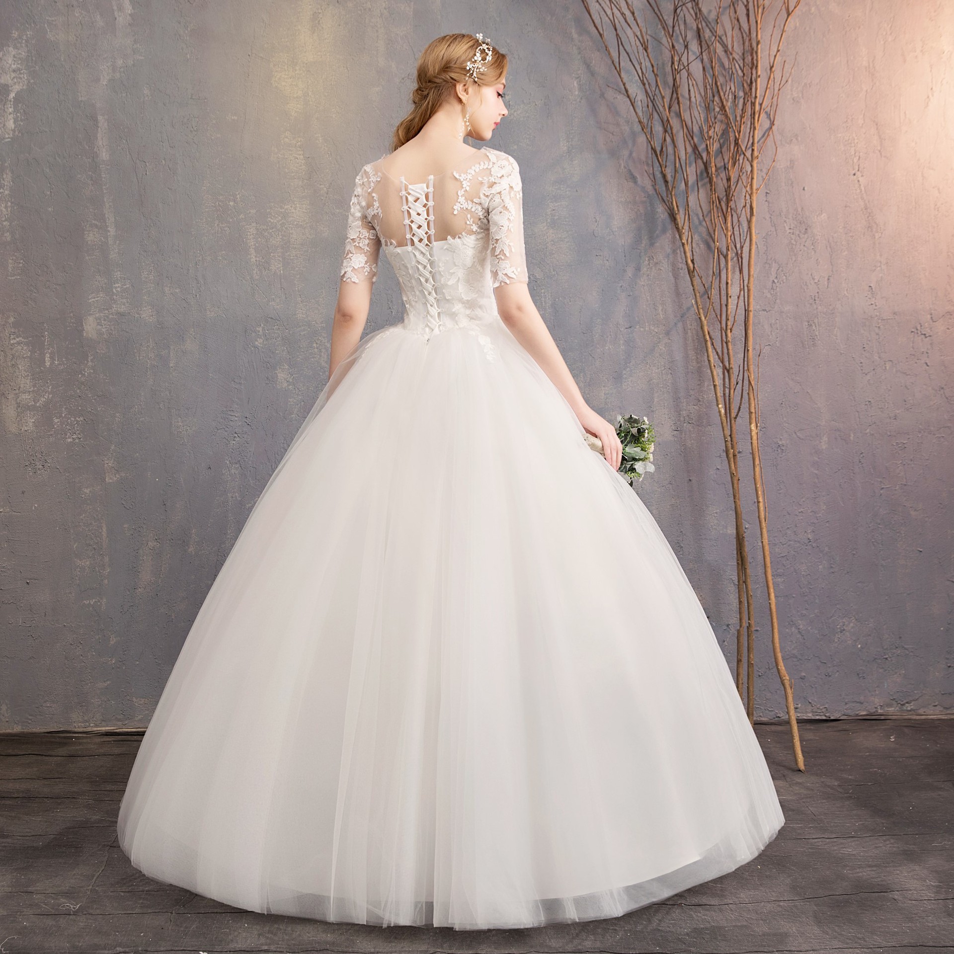 Plus Size Lace Slim Fit Wedding Dress - Image 5