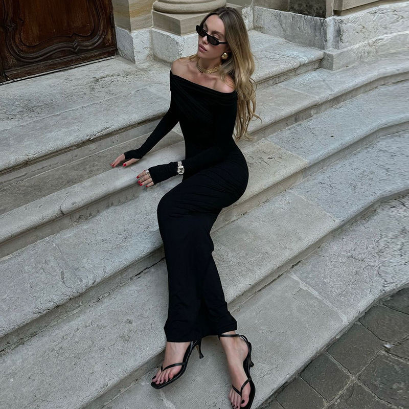 Off-Shoulder Long Sleeve Slim Dress
